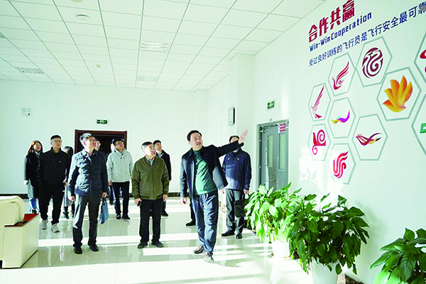 激发党建红色引擎强大动能